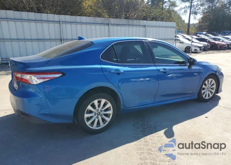 2020 Toyota Camry Le из США, поврежденный, VIN 4T1C11AK2LU343028